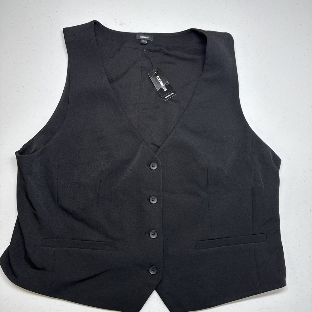 NWT Express Boys black Suit/Tuxedo Vest, Size XL , (MSRP $88), formal wedding